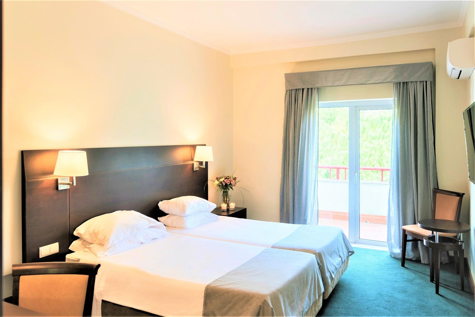 Amazonia Jamor Hotel Linda-a-Pastora Εξωτερικό φωτογραφία