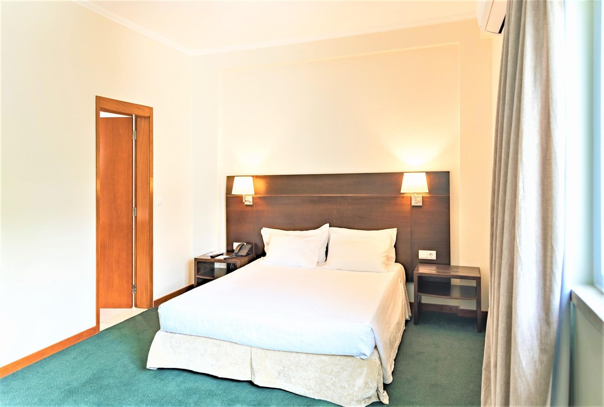 Amazonia Jamor Hotel Linda-a-Pastora Εξωτερικό φωτογραφία