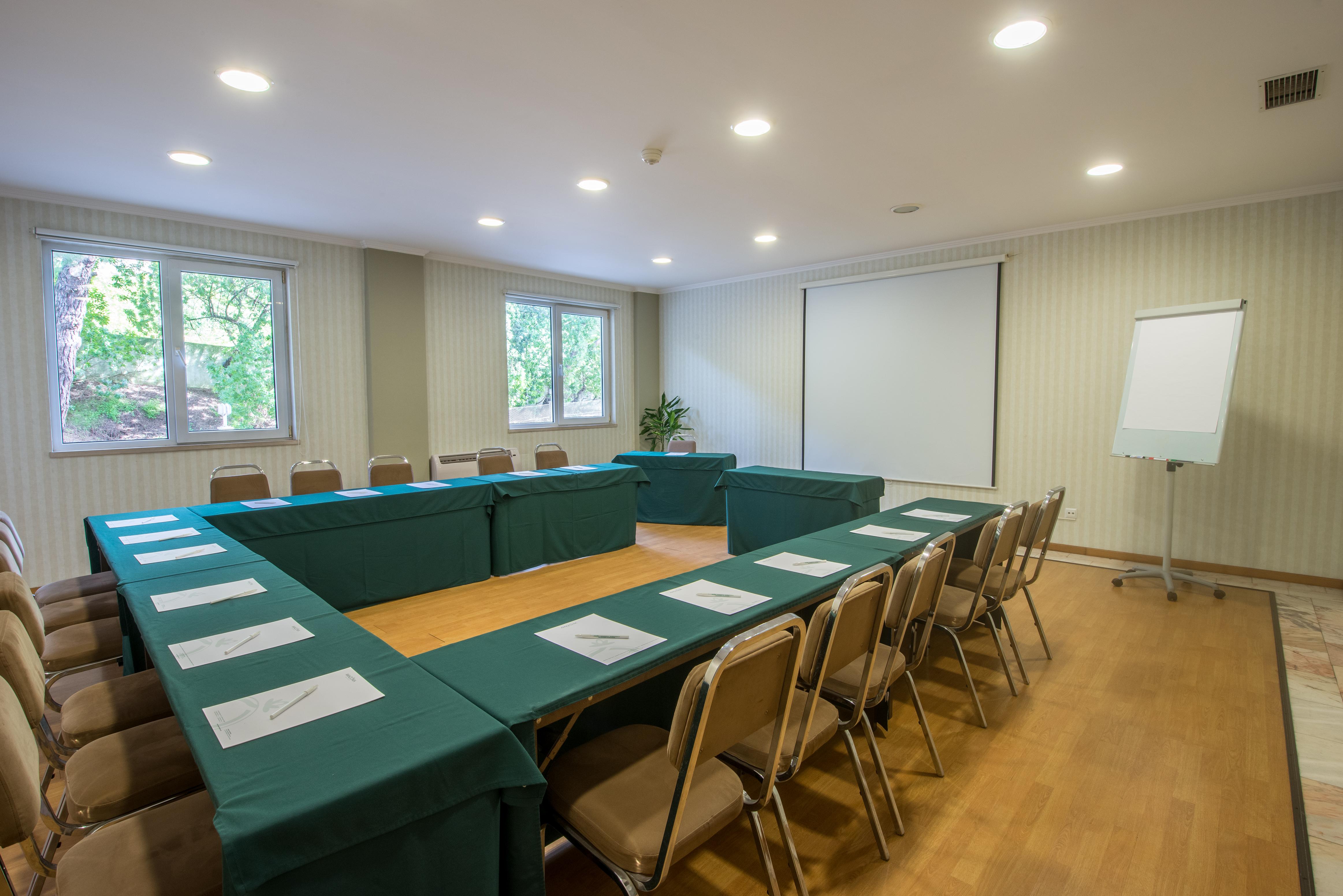 Amazonia Jamor Hotel Linda-a-Pastora Εξωτερικό φωτογραφία